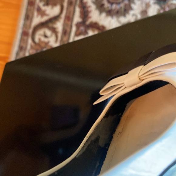 BCBGeneration black-and-white high heel open toe dress shoes - Picture 8 of 9